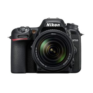 Nikon-d7500-dslr-18-140mm fronte
