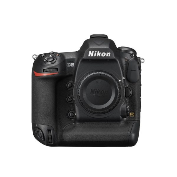 Nikon-D5-solo-corpo roma