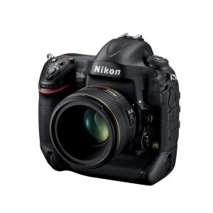 Nikon-D4s-Roma-fronte